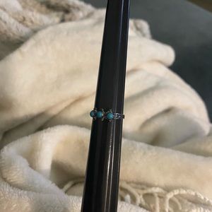 Vintage dainty Sterling turquoise ring